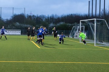 Bild 338 - Frauen Union Tornesch - Victoria : Ergebnis: 4:2